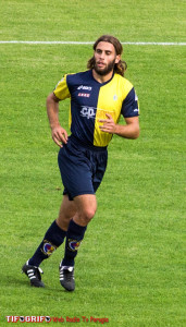 Nicolò Calzola con la maglia del Santarcangelo al "Curi" in Coppa Italia 