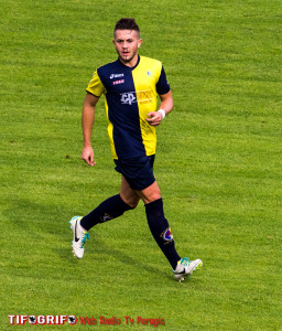 Alessio Moneti con la maglia del Santarcangelo al "Curi" in Coppa Italia