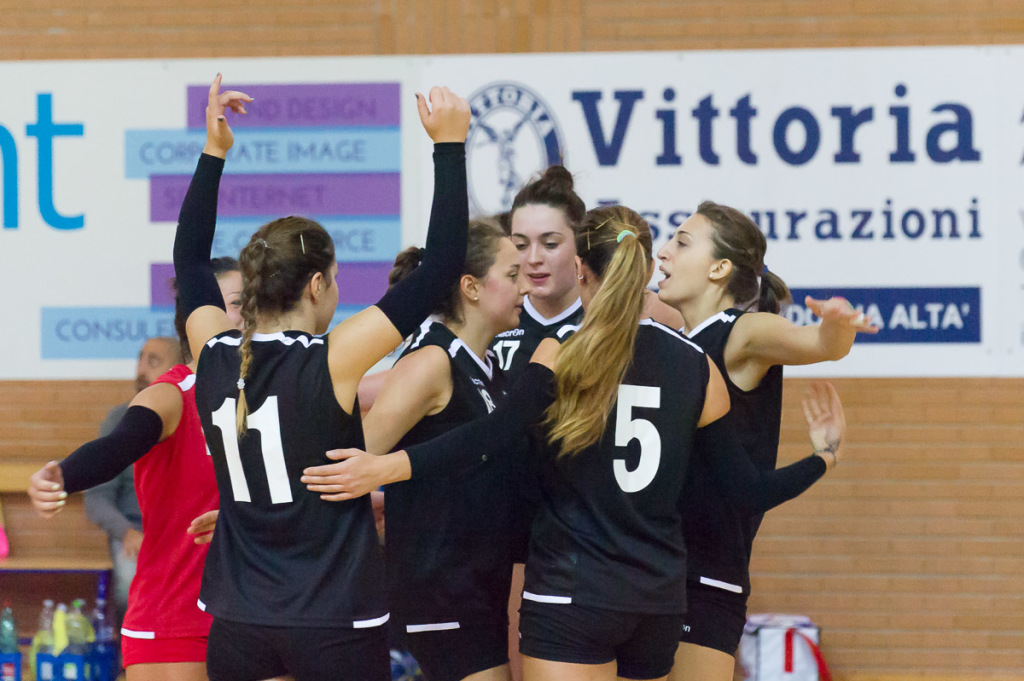 seried_schoolvolley