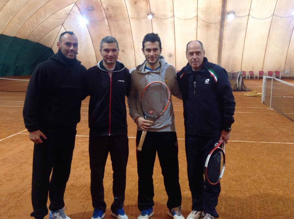 lo staff tecnico del Tennis Club Perugia Da sinistra Manuel Ribeca (istruttore Fit), Andrea Grasselli (maestro Fit), Mattia Mannocci (istruttore Fit) e Corrado Barazzutti (supervisore tecnico)
