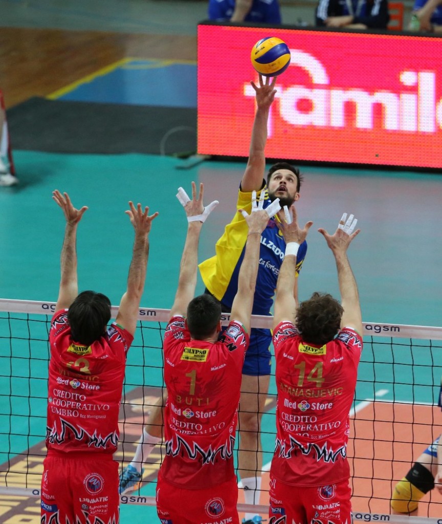 08-02-15 CALZEDOMNIA PERUGIA