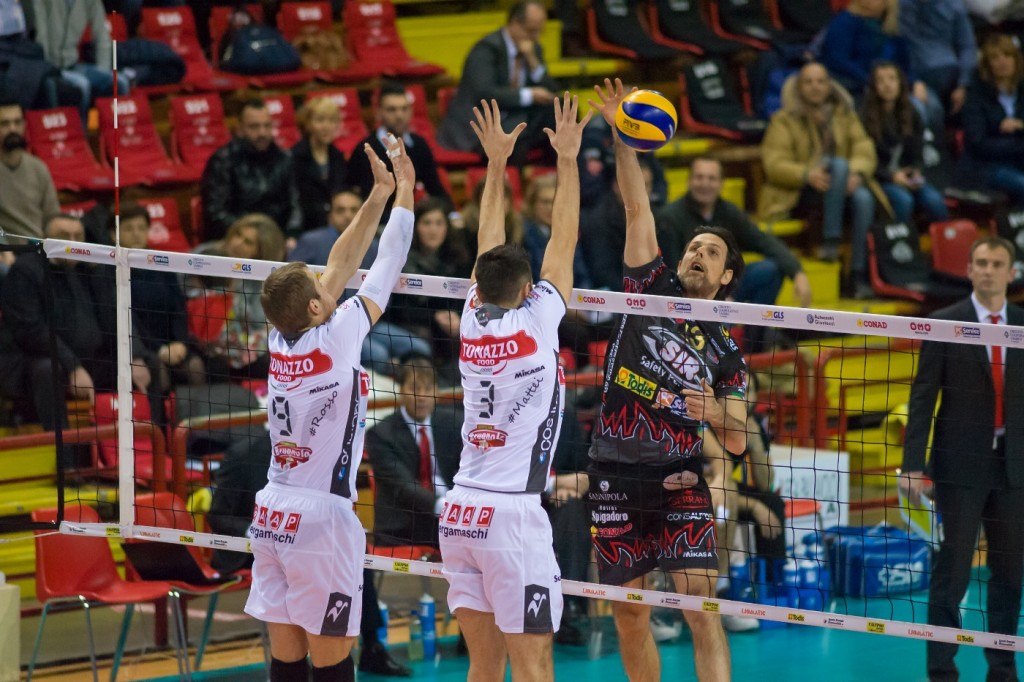 Goran VUJEVIC, attacco