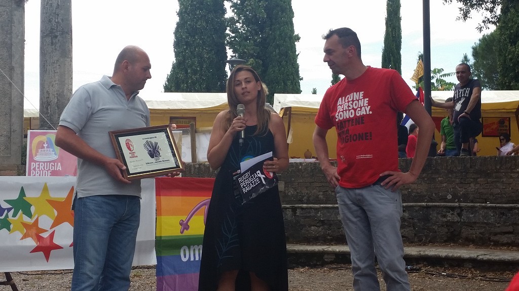 Rugby ragazze consegna