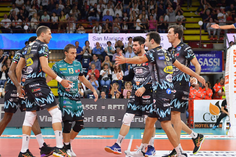 Sir Perugia. Testa alla SuperLega! Domani in casa del Vero ...